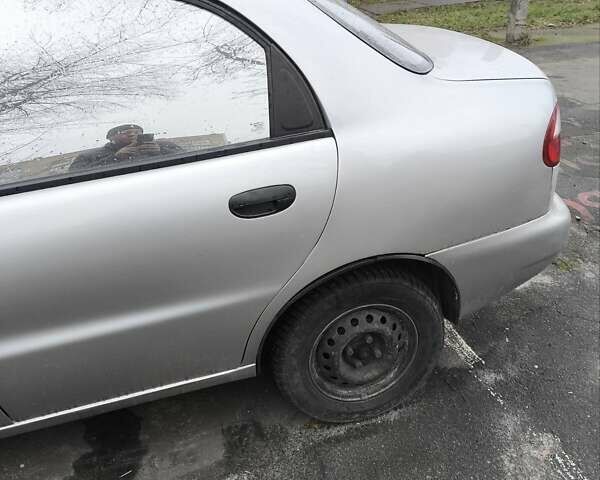 Серый Дэу Ланос, объемом двигателя 1.5 л и пробегом 230 тыс. км за 2200 $, фото 5 на Automoto.ua