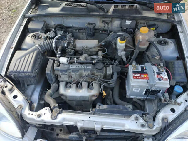 Сірий Деу Ланос, об'ємом двигуна 1.5 л та пробігом 189 тис. км за 2600 $, фото 10 на Automoto.ua