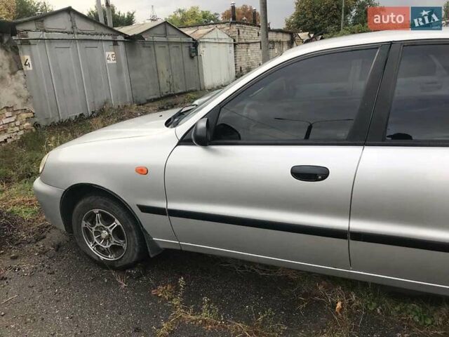 Сірий Деу Ланос, об'ємом двигуна 1.5 л та пробігом 108 тис. км за 3100 $, фото 4 на Automoto.ua