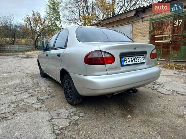 Дэу Ланос 2007 в Кропивницком (Кировограде) на Automoto.ua Серый Дэу Ланос, объемом двигателя 1.5 л и пробегом 249 тыс. км за 2850 $, фото 2 на Automoto.ua