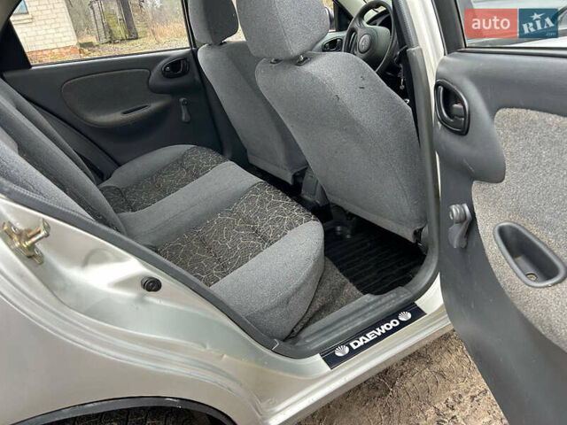 Серый Дэу Ланос, объемом двигателя 1.5 л и пробегом 202 тыс. км за 2100 $, фото 15 на Automoto.ua