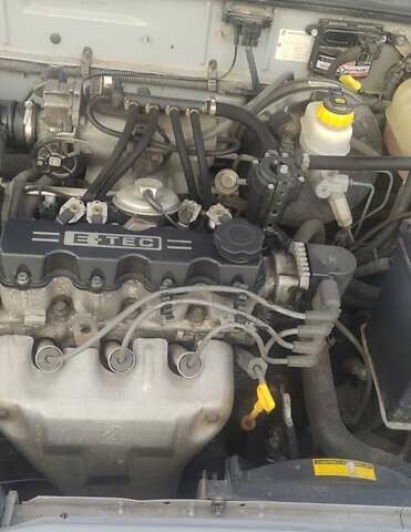 Сірий Деу Ланос, об'ємом двигуна 1.5 л та пробігом 179 тис. км за 2300 $, фото 4 на Automoto.ua