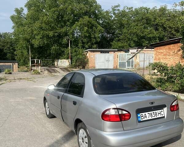 Сірий Деу Ланос, об'ємом двигуна 1.5 л та пробігом 203 тис. км за 2000 $, фото 10 на Automoto.ua