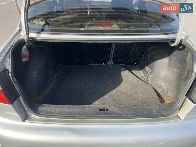 Серый Дэу Ланос, объемом двигателя 1.5 л и пробегом 250 тыс. км за 2500 $, фото 4 на Automoto.ua