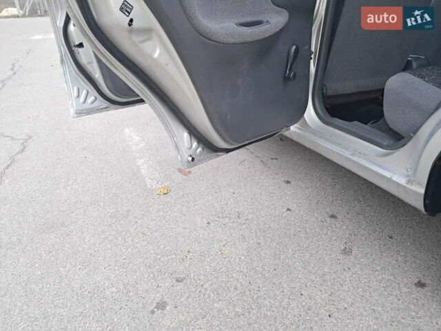 Сірий Деу Ланос, об'ємом двигуна 1.5 л та пробігом 187 тис. км за 2200 $, фото 14 на Automoto.ua