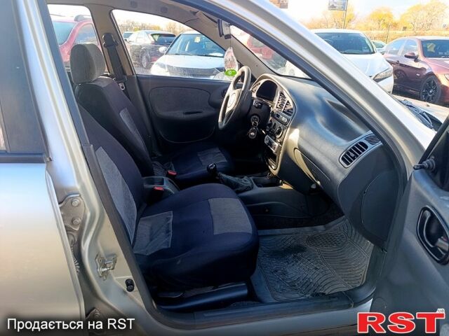 Деу Ланос 2007 у Харкові на Automoto.ua Сірий Деу Ланос, об'ємом двигуна 1.5 л та пробігом 220 тис. км за 1650 $, фото 9 на Automoto.ua