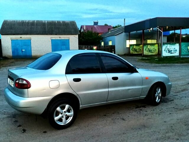 Сірий Деу Ланос, об'ємом двигуна 1.5 л та пробігом 0 тис. км за 2000 $, фото 3 на Automoto.ua
