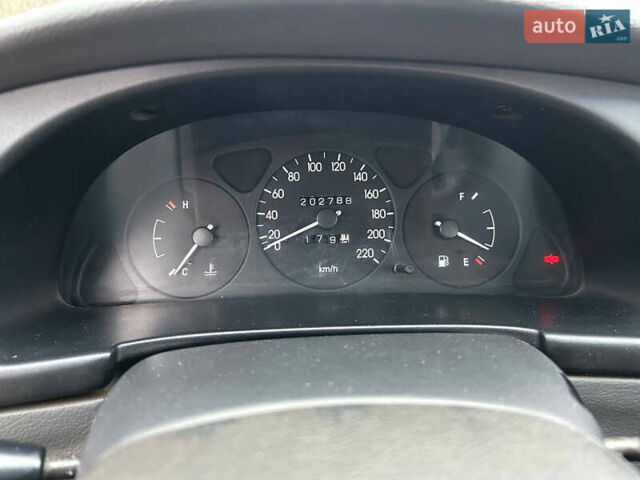 Сірий Деу Ланос, об'ємом двигуна 1.5 л та пробігом 202 тис. км за 2100 $, фото 26 на Automoto.ua