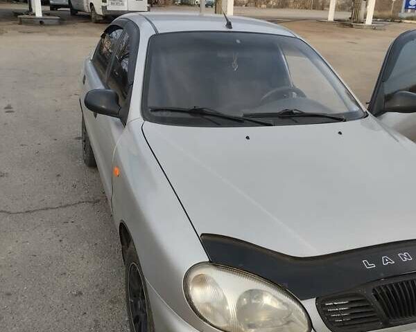 Серый Дэу Ланос, объемом двигателя 1.5 л и пробегом 260 тыс. км за 2000 $, фото 4 на Automoto.ua
