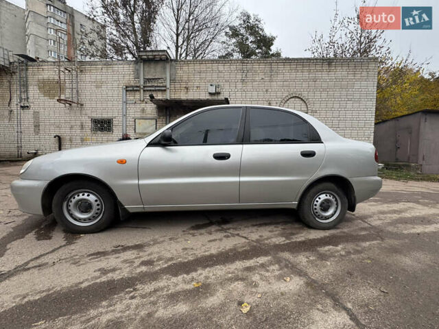 Деу Ланос 2007 у Чернігові на Automoto.ua Сірий Деу Ланос, об'ємом двигуна 1.5 л та пробігом 73 тис. км за 3900 $, фото 4 на Automoto.ua