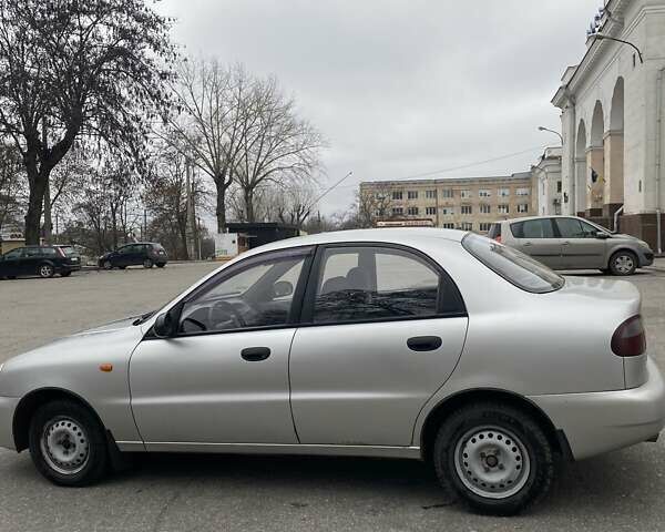 Серый Дэу Ланос, объемом двигателя 1.5 л и пробегом 320 тыс. км за 2366 $, фото 5 на Automoto.ua