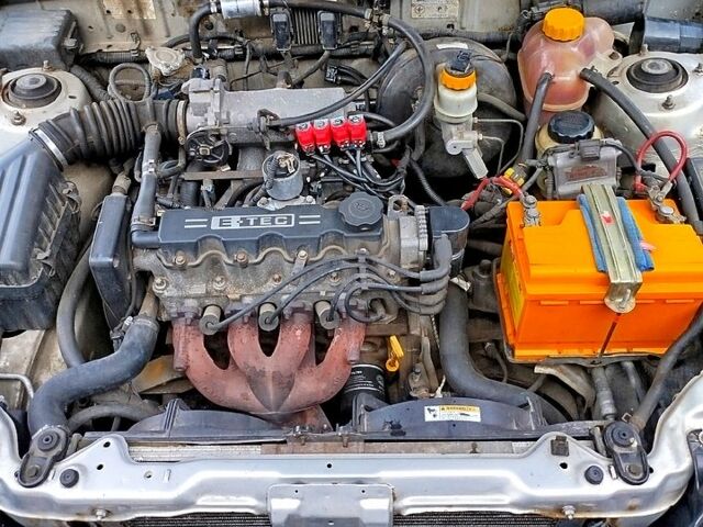 Серый Дэу Ланос, объемом двигателя 1.5 л и пробегом 247 тыс. км за 2800 $, фото 4 на Automoto.ua