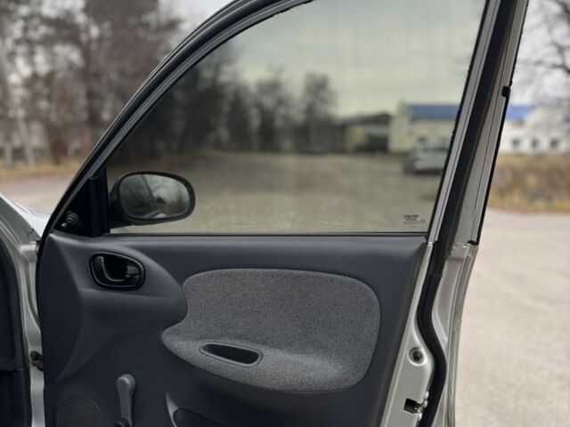 Сірий Деу Ланос, об'ємом двигуна 1.5 л та пробігом 229 тис. км за 2250 $, фото 18 на Automoto.ua