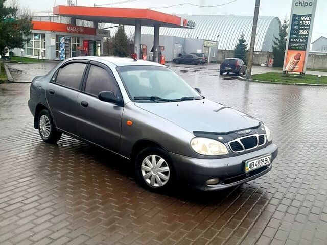 Серый Дэу Ланос, объемом двигателя 1.5 л и пробегом 237 тыс. км за 1950 $, фото 1 на Automoto.ua