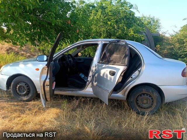 Серый Дэу Ланос, объемом двигателя 1.5 л и пробегом 200 тыс. км за 1150 $, фото 9 на Automoto.ua