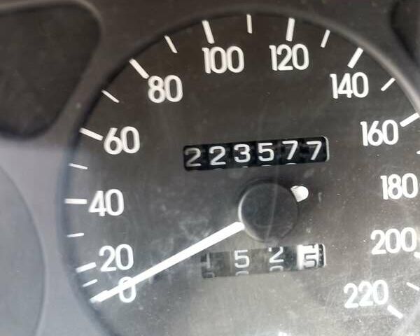 Серый Дэу Ланос, объемом двигателя 1.39 л и пробегом 223 тыс. км за 1250 $, фото 3 на Automoto.ua