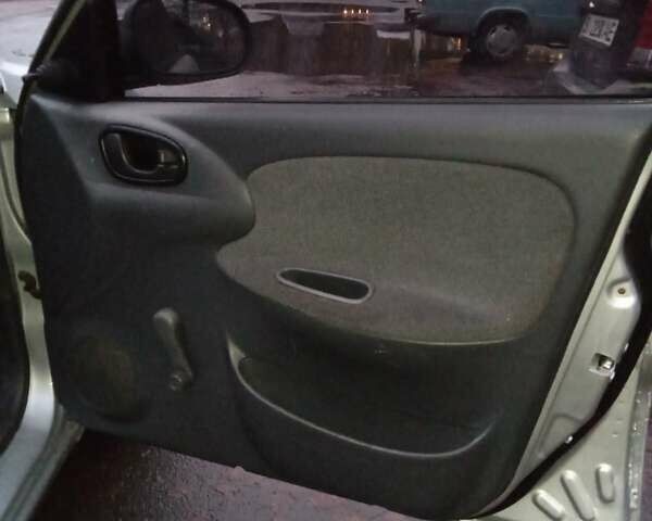 Деу Ланос 2007 у Полтаві на Automoto.ua Сірий Деу Ланос, об'ємом двигуна 1.5 л та пробігом 450 тис. км за 1750 $, фото 1 на Automoto.ua