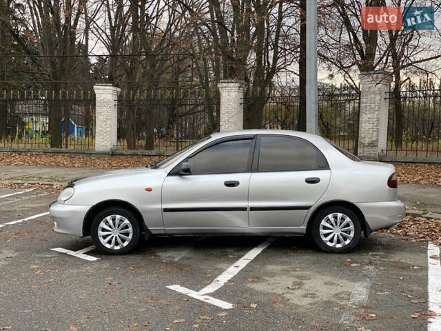 Серый Дэу Ланос, объемом двигателя 1.5 л и пробегом 315 тыс. км за 2600 $, фото 2 на Automoto.ua