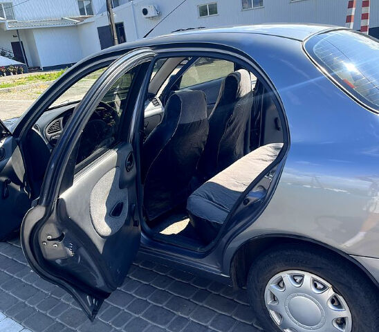 Сірий Деу Ланос, об'ємом двигуна 1.5 л та пробігом 154 тис. км за 2500 $, фото 4 на Automoto.ua