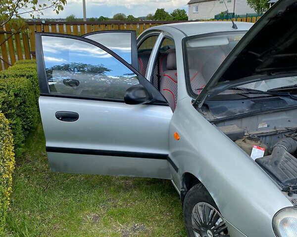 Сірий Деу Ланос, об'ємом двигуна 1.5 л та пробігом 180 тис. км за 2000 $, фото 6 на Automoto.ua