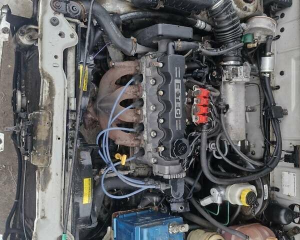 Сірий Деу Ланос, об'ємом двигуна 1.5 л та пробігом 200 тис. км за 1750 $, фото 10 на Automoto.ua