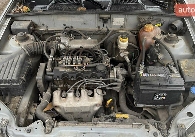 Серый Дэу Ланос, объемом двигателя 1.5 л и пробегом 170 тыс. км за 1900 $, фото 27 на Automoto.ua