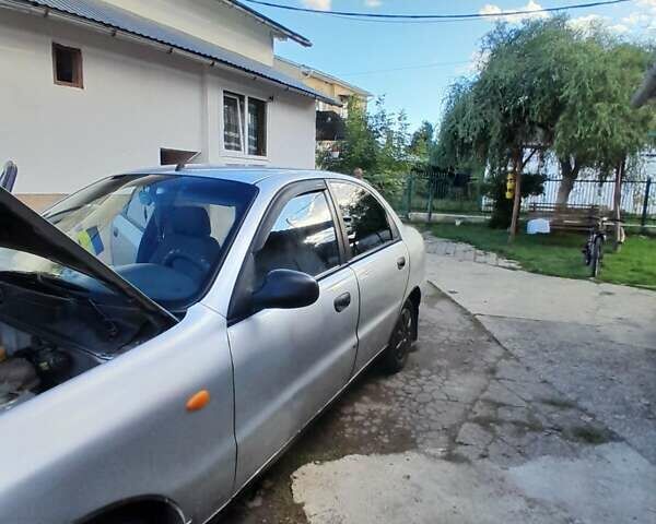 Сірий Деу Ланос, об'ємом двигуна 1.5 л та пробігом 97 тис. км за 2000 $, фото 2 на Automoto.ua