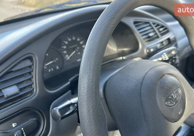 Сірий Деу Ланос, об'ємом двигуна 1.5 л та пробігом 240 тис. км за 1550 $, фото 21 на Automoto.ua