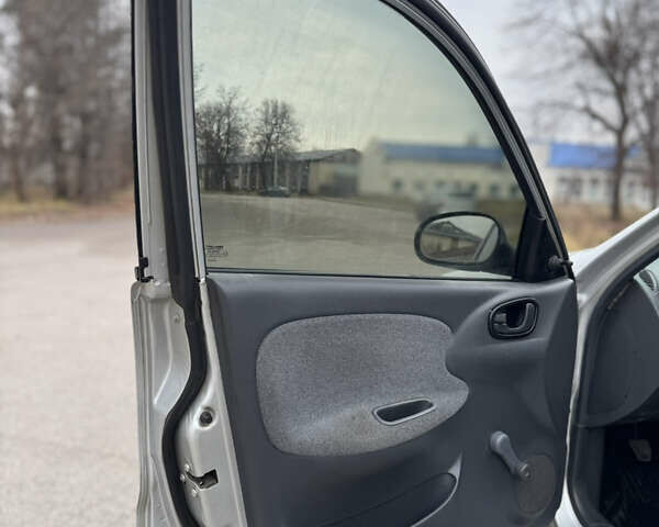 Серый Дэу Ланос, объемом двигателя 1.5 л и пробегом 229 тыс. км за 2250 $, фото 9 на Automoto.ua