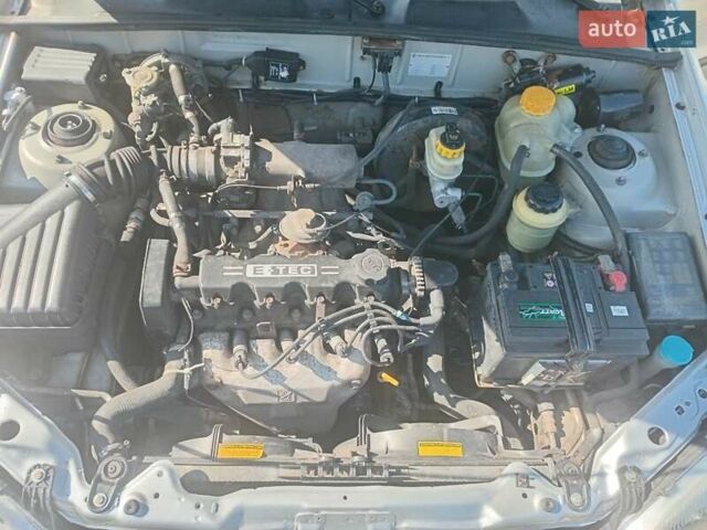 Серый Дэу Ланос, объемом двигателя 1.5 л и пробегом 225 тыс. км за 2400 $, фото 9 на Automoto.ua