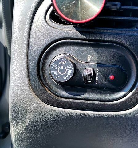 Серый Дэу Ланос, объемом двигателя 1.5 л и пробегом 221 тыс. км за 2600 $, фото 8 на Automoto.ua