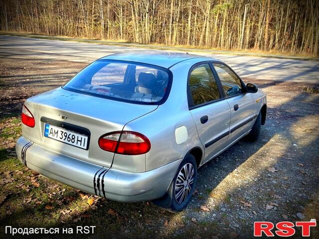 Серый Дэу Ланос, объемом двигателя 1.5 л и пробегом 333 тыс. км за 1800 $, фото 3 на Automoto.ua