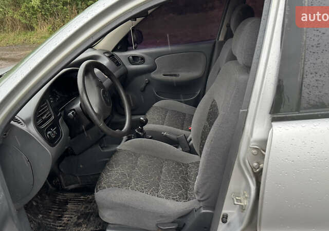 Серый Дэу Ланос, объемом двигателя 1.5 л и пробегом 170 тыс. км за 1900 $, фото 19 на Automoto.ua