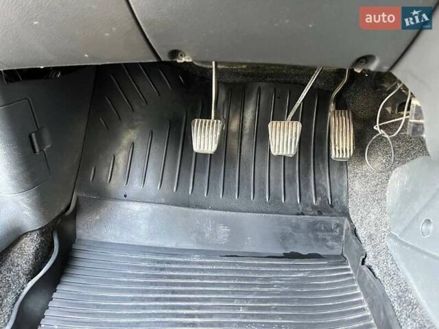 Сірий Деу Ланос, об'ємом двигуна 1.39 л та пробігом 137 тис. км за 2800 $, фото 13 на Automoto.ua