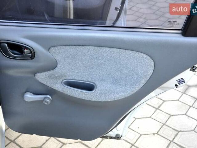 Серый Дэу Ланос, объемом двигателя 1.5 л и пробегом 170 тыс. км за 2500 $, фото 10 на Automoto.ua