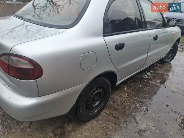 Сірий Деу Ланос, об'ємом двигуна 1.5 л та пробігом 177 тис. км за 2050 $, фото 1 на Automoto.ua