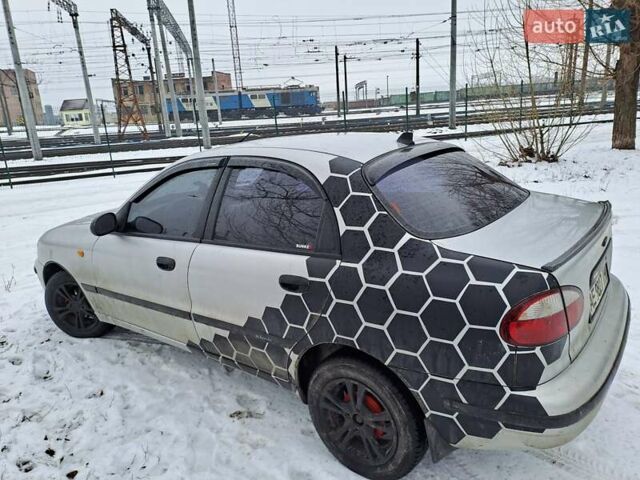 Сірий Деу Ланос, об'ємом двигуна 1.39 л та пробігом 160 тис. км за 714 $, фото 2 на Automoto.ua