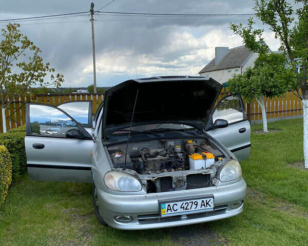 Сірий Деу Ланос, об'ємом двигуна 1.5 л та пробігом 180 тис. км за 2000 $, фото 5 на Automoto.ua