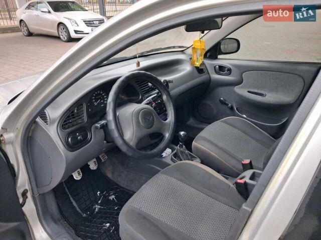 Серый Дэу Ланос, объемом двигателя 1.5 л и пробегом 193 тыс. км за 2500 $, фото 6 на Automoto.ua