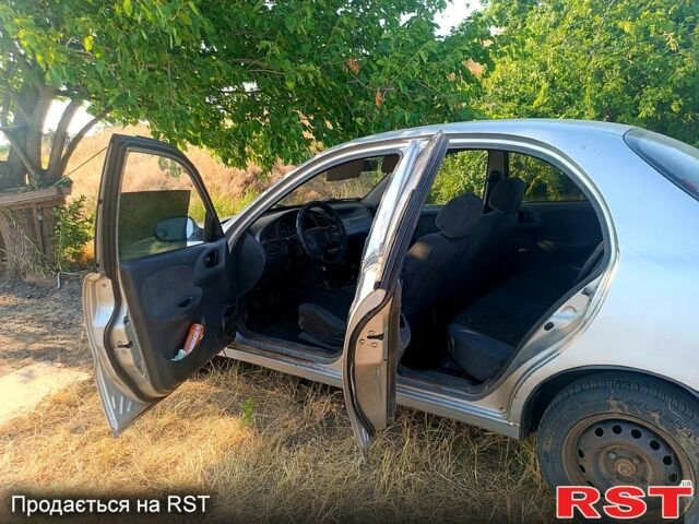 Серый Дэу Ланос, объемом двигателя 1.5 л и пробегом 200 тыс. км за 1150 $, фото 8 на Automoto.ua