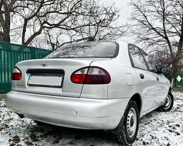 Серый Дэу Ланос, объемом двигателя 1.5 л и пробегом 101 тыс. км за 3200 $, фото 1 на Automoto.ua