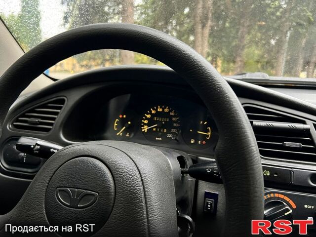 Дэу Ланос 2007 в Днепре (Днепропетровске) на Automoto.ua Серый Дэу Ланос, объемом двигателя 1.4 л и пробегом 142 тыс. км за 1999 $, фото 6 на Automoto.ua