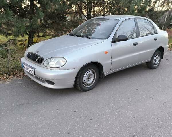Сірий Деу Ланос, об'ємом двигуна 1.5 л та пробігом 226 тис. км за 1900 $, фото 1 на Automoto.ua
