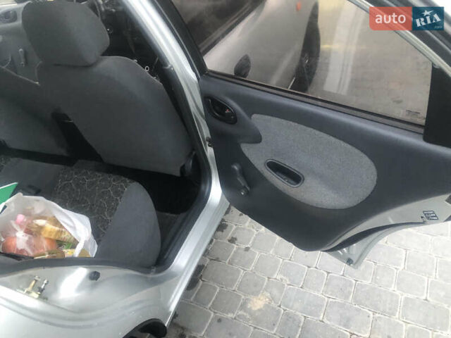 Сірий Деу Ланос, об'ємом двигуна 1.5 л та пробігом 154 тис. км за 2900 $, фото 11 на Automoto.ua