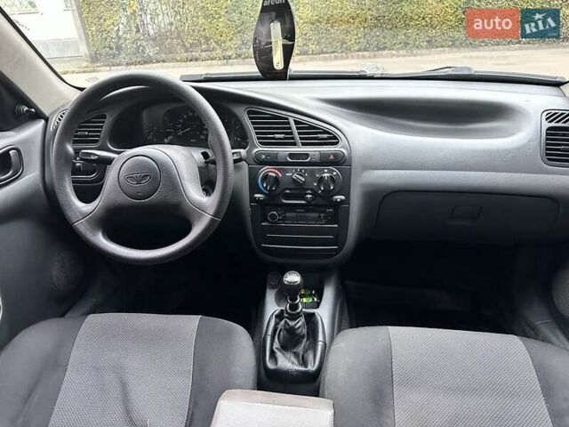 Деу Ланос 2007 у Києві на Automoto.ua Сірий Деу Ланос, об'ємом двигуна 1.5 л та пробігом 193 тис. км за 2600 $, фото 6 на Automoto.ua