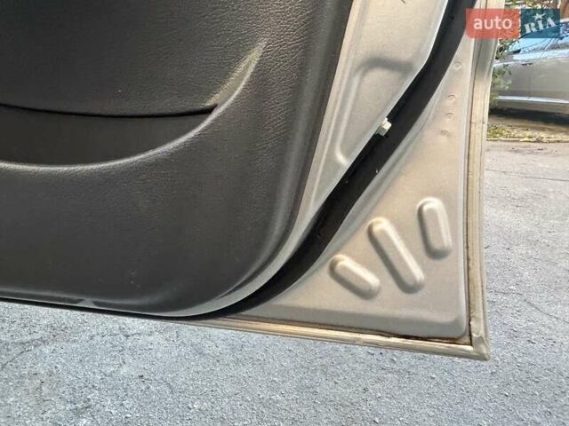 Сірий Деу Ланос, об'ємом двигуна 1.5 л та пробігом 240 тис. км за 3400 $, фото 7 на Automoto.ua