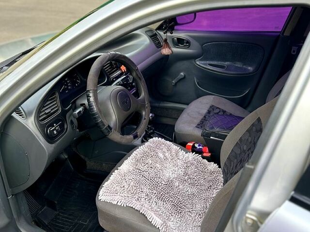 Серый Дэу Ланос, объемом двигателя 1.4 л и пробегом 242 тыс. км за 1500 $, фото 5 на Automoto.ua