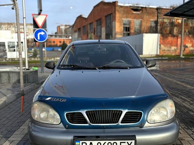 Серый Дэу Ланос, объемом двигателя 1.5 л и пробегом 220 тыс. км за 3000 $, фото 1 на Automoto.ua