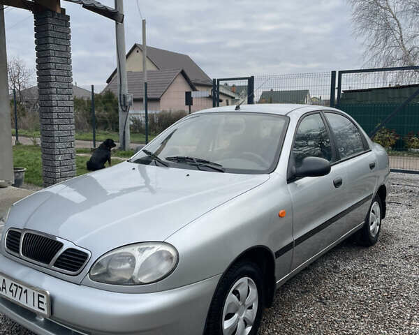 Сірий Деу Ланос, об'ємом двигуна 1.5 л та пробігом 304 тис. км за 2500 $, фото 2 на Automoto.ua