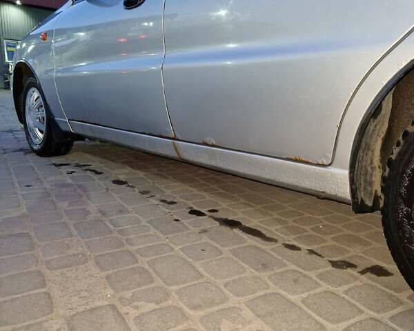 Серый Дэу Ланос, объемом двигателя 1.5 л и пробегом 260 тыс. км за 2100 $, фото 5 на Automoto.ua